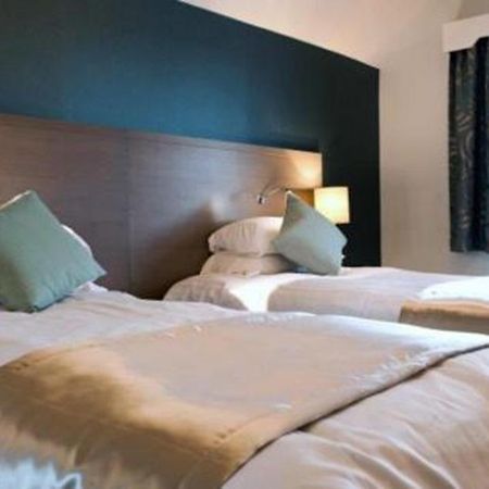 The Portland Hotel Wetherspoon Chesterfield Bagian luar foto