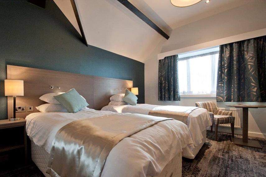 The Portland Hotel Wetherspoon Chesterfield Bagian luar foto